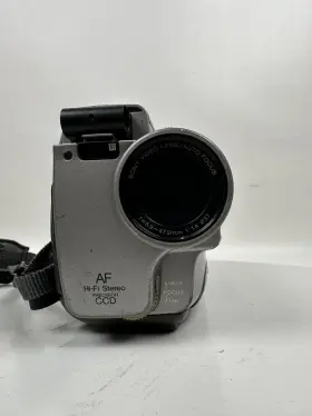 Ccd-tr200 Sony Handycam Camcorder Vide0 Hi8 Video Camera For Parts Or Repair #2