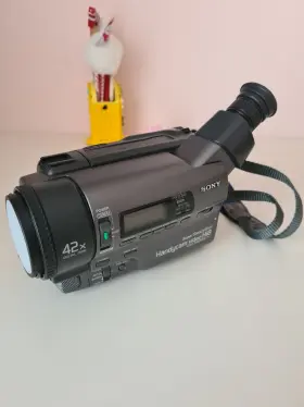 Ccd-tr2200e Sony Ccd-tr2200 Hi8 Handycam Read Description