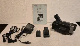 Ccd-tr3000 Sony Ccd-tr300 Hi8 Tape Digital Video Camera Handycam Lot Of Extras. Untested