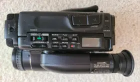 Ccd-tr41 Sony Handycam Hi-8 Video Camcorder With All Accessories