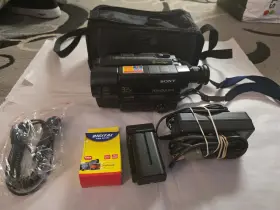 Ccd-tr411e Sony Handycam Camcorder Video-8 Xr Video Camera Hi8 Analogue 8mm Tape