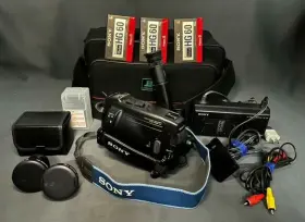 Ccd-tr50e Sony Handycam Video 8 Camcorder With Sigma Lens Set And Carry Case