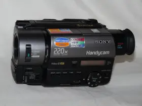 Ccd-tr512e Sony Pal Hi8 8mm Video8 Camcorder Vcr Player Video Transfer #2
