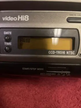 Ccd-tr516 Sony Video Hi8 330x Zoom Camcorder Vcr Camera Recorder And Case #2