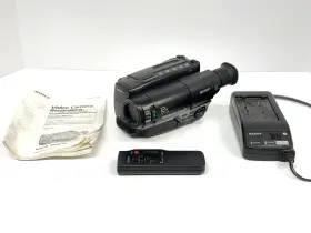 Ccd-tr614 Sony 8mm Handycam Video 8 Transfer With Remote Camcorder Tested Working