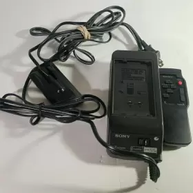 Ccd-tr66 Sony Handycam Video 8 With Remote Charger No Battery #2