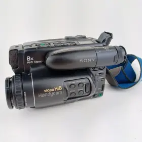 Ccd-tr705 Sony Handycam 8mm For Parts/repair
