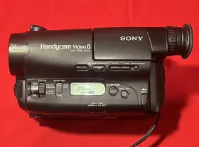 Ccd-tr83 Sony Stereo 8mm Video8 Camcorder Camera Read Description #2