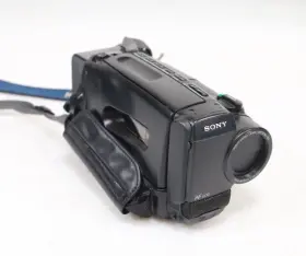 Ccd-tr84 Sony Handycam Video8 8mm Camcorder Only