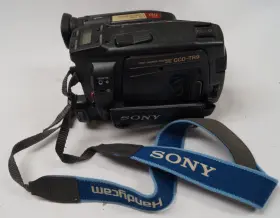 Ccd-tr9-ntsc Sony Ccd-tr9 Ccdtr9 Ntsc Video 8 Handycam 10x Door Wonftt Close Untested Por D233