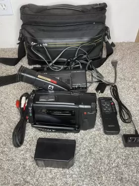 Ccd-tr91 Sony Handycam Video8 Camcorder Without Riginal Acdessories And Bag