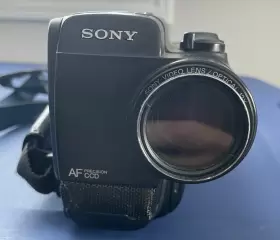 Ccd-tr94 Sony Video Camera Recorder With Accesories And Bag Works #3