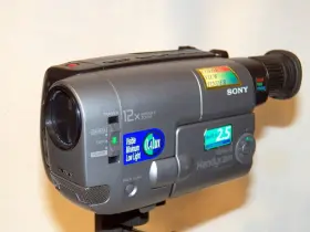 Ccd-trv19 Sony Ntsc Video 8 Handycam - Nice