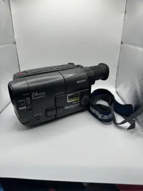Ccd-trv211 Sony Handycam Video 8 Camcorder Bundle With Accessories Tested/working
