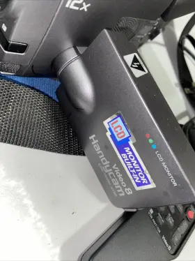 Ccd-trv30 Sony Handycam Ntsc Video Hi8 For Parts With Charger #2