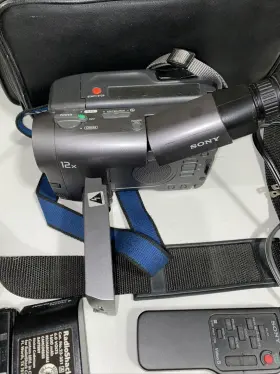 Ccd-trv30 Sony Handycam Ntsc Video Hi8 For Parts With Charger