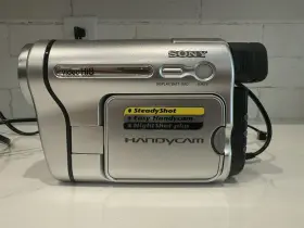Ccd-trv338 Sony Ntsc Hi8 Handycam Camcorder W 20x Zoom Fully Tested