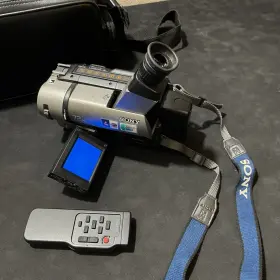 Ccd-trv65e Sony Camcorder Camera Handycam 8mm Video8 Hi8 Playback Tested Bundle