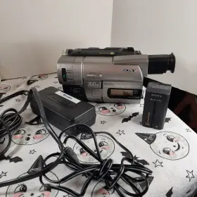 Ccd-trv66e Sony Ccd-trv66 Hi8 Tape Digital Video Camera Handycam Works/read Description