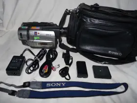 Ccd-trv715 Sony Stereo Hi8 Hi 8 8mm Video8 Camcorder Vcr Player Video Transfer