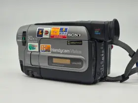 Ccd-trv72 Sony Handycam Hi-8 Analog Camcorder