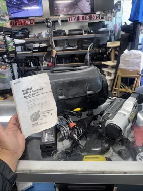 Ccd-trv720 Sony Handycam Digital8 Video Camera Camcorder Made In Japan