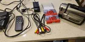 Ccd-trv95 Sony Handycam Video Hi 8 Camcorder Bundle Ex Works Great See