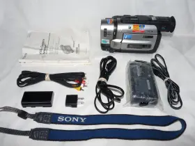 Ccd-trv95e Sony Pal Stereo Hi8 8mm Video8 Camcorder Vcr Player Video Transfer