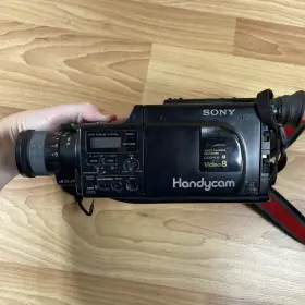 Ccd-v11 Sony Handycam Pro Video 8mm Analog Camera As Is For Parts Not Working #2