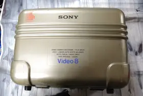 Ccd-v3 Sony Handycam Video 8 Camcorder Camera For Parts Only As Is #2