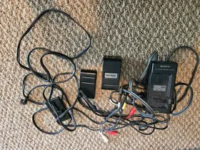 Ccd-f70 Sony Ccdf70 Vintage Handycam Camcorder 2 Batteries Ac Adapter/ Charger-case #2
