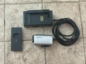 Gv-d1000 Sony Cvx-v3 Color Camera For Dsr-v10 D900 D800 D300 D200 Works Great