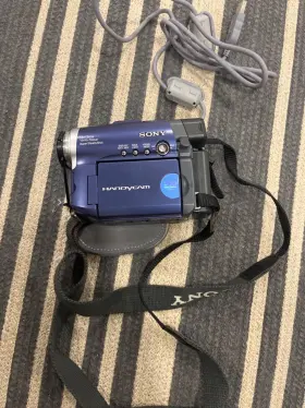 Dcr-dvd101 Sony Dcr-101 Untested Handy Cam Camcorder Dvd 120x Digital Zoom Blue