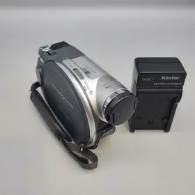 Dcr-dvd105e Sony Handycam Dcr-dvd105 Handheld Mini Dvd Camcorder Silver Tested