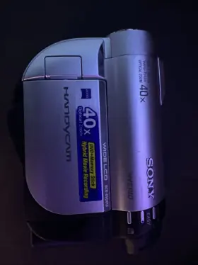 Dcr-dvd110e Sony Handycam Camcorder Dvd Disc. Video Camera With Accessories #2
