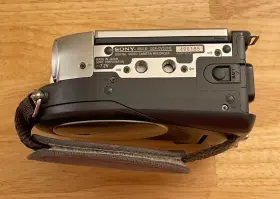 Dcr-dvd201e Sony Camcorder For Parts/ Repair #3