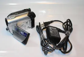 Dcr-dvd806e Sony Dcr-dvd 608e Handycam Camcorder Carl Zeiss Lens 40x Zoom Tested Great