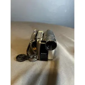 Dcr-hc26e Sony Handycam - For Parts Or Repair Only