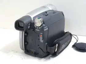 Dcr-hc28 Sony Handycam Mini Dv Camcorder Nightshot I.link 20x Optical Zoom 5247 #3