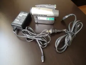 Dcr-hc28e Sony Minidv Digital Video Camera Camcorder Pal Europe Asia Australia
