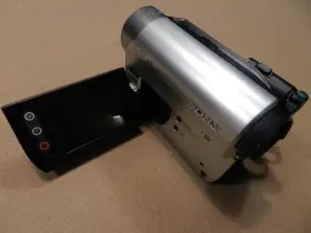 Dcr-hc52 Sony Handycam Minidv Camcorder 40x Optical Zoom #2