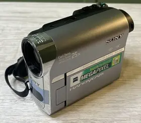 Dcr-hc62 Sony Mini Dv Camcorder Battery Ac Adaptor Charger Manuals Tested #3
