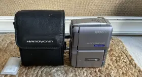 Dcr-ip1 Sony Handycam Ntsc Mini Dv Camcorder Digital Video Camera Recorder