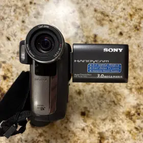 Dcr-pc350e.ceh Sony Dcr-pc350e Minidv Pal Camcorder Av/dv-in Handycam Tape Video Camera