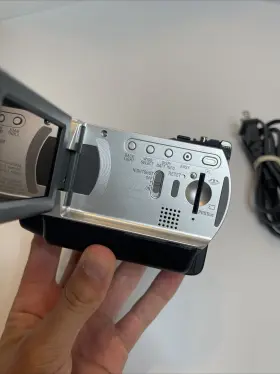 Dcr-sr200 Sony Handycam Camcorder Digital Video Camera 40gb Station #3
