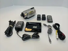 Dcr-sr200 Sony Handycam Camcorder Digital Video Camera 40gb Station