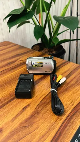 Dcr-sr32 Sony Vintage Y2k Handycam Camcorder #2