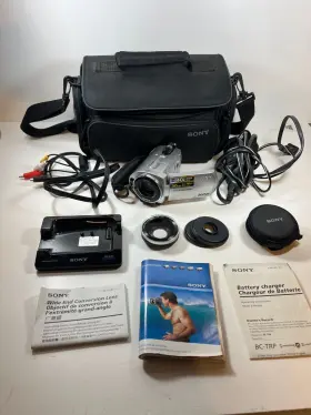 Dcr-sr62 Sony Handycam Digital Video Camera With Bag Charger Charging Stand Etc