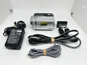 Dcr-sr67 Sony 80gb 60x Optical 200x Digital Zoom Handycam Camcorder Tested Works