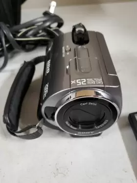 Dcr-sr82 Sony Handycam Hdd Digital Zoom Handheld Camcorder For Parts Repair #3